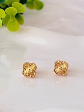 Gold‎ Stainless Steel Clover Earrings